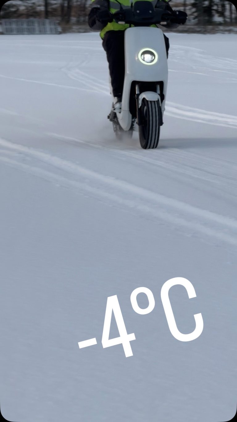 #svensktrafikutbildning #gillinge #stu #amkörkort #mopedkörkort #proffs#akersbergatrafikskola #danderydmopedskola #tabytrafikskola